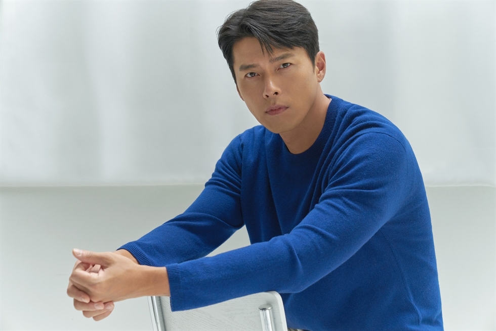 Hyun Bin thừa nhận bản thân ngày càng giống Son Ye Jin