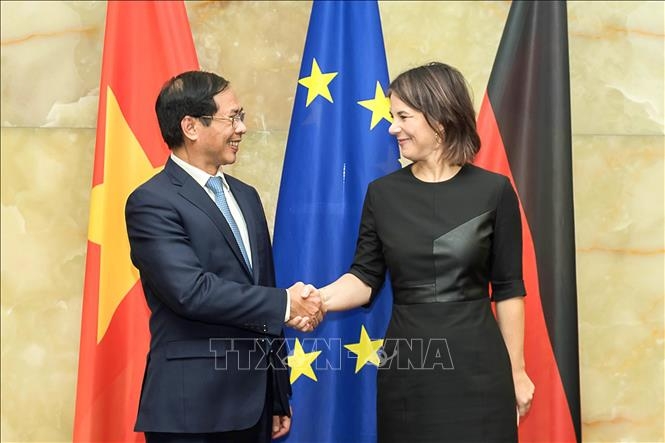 vietnam treasures strategic partnership with germany picture 1