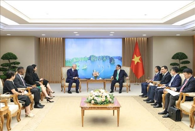 vietnam promises to facilitate standard chartered s operations pm picture 1