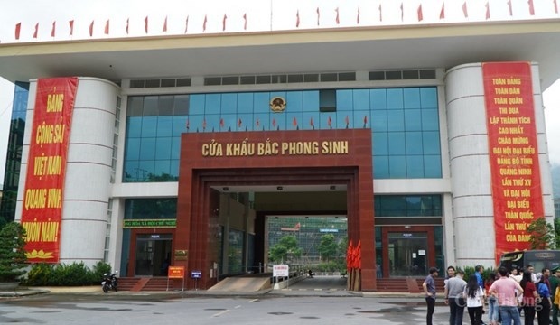 customs clearance at quang ninh border gate again suspended picture 1