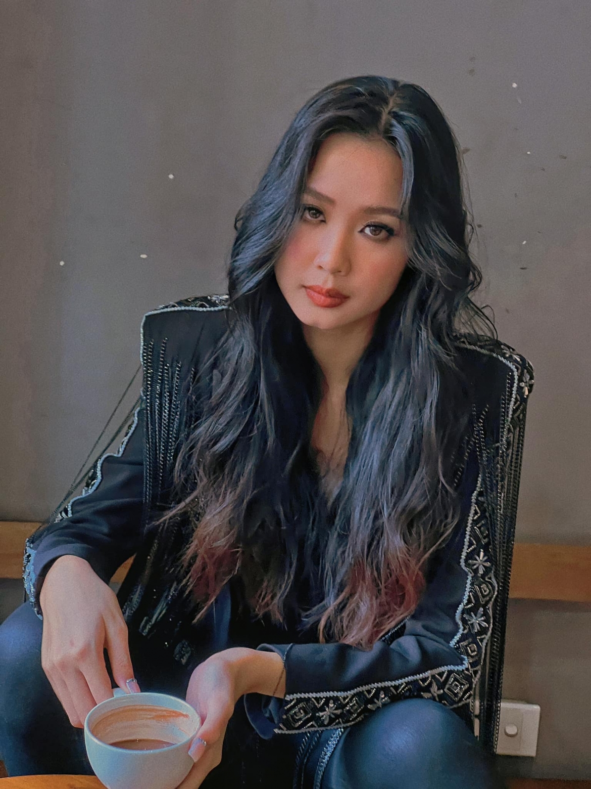 A hau bao ngoc lot xac voi gu thoi trang ca tinh hinh anh 4