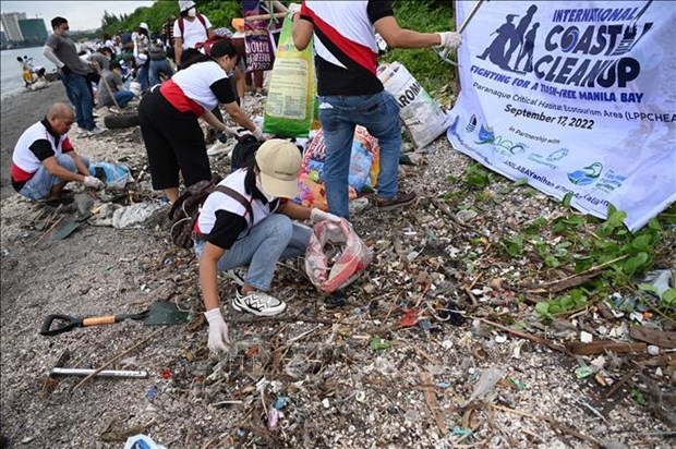 east asian nations commit to dealing with plastic pollution at sea picture 1