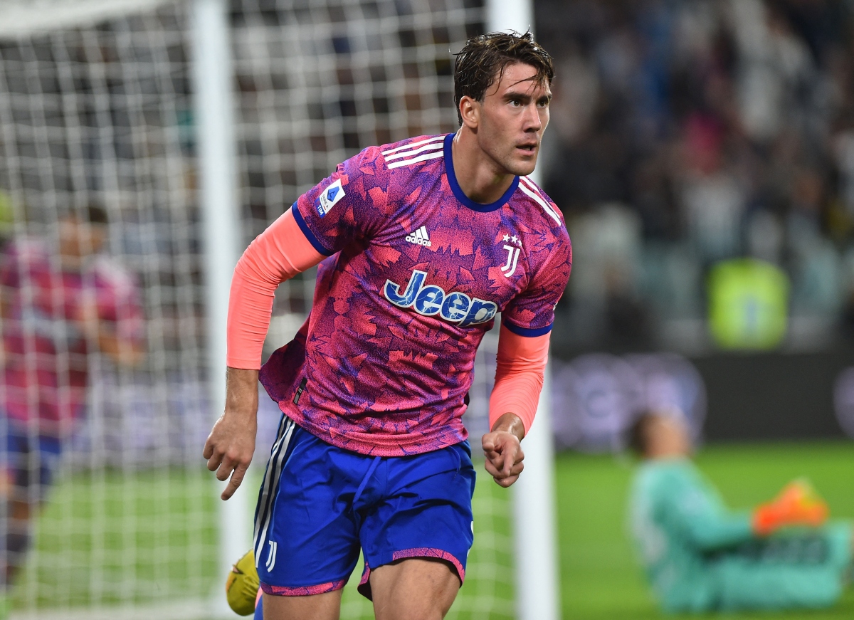 dusan vlahovic toa sang, juventus thang de dang bologna hinh anh 1