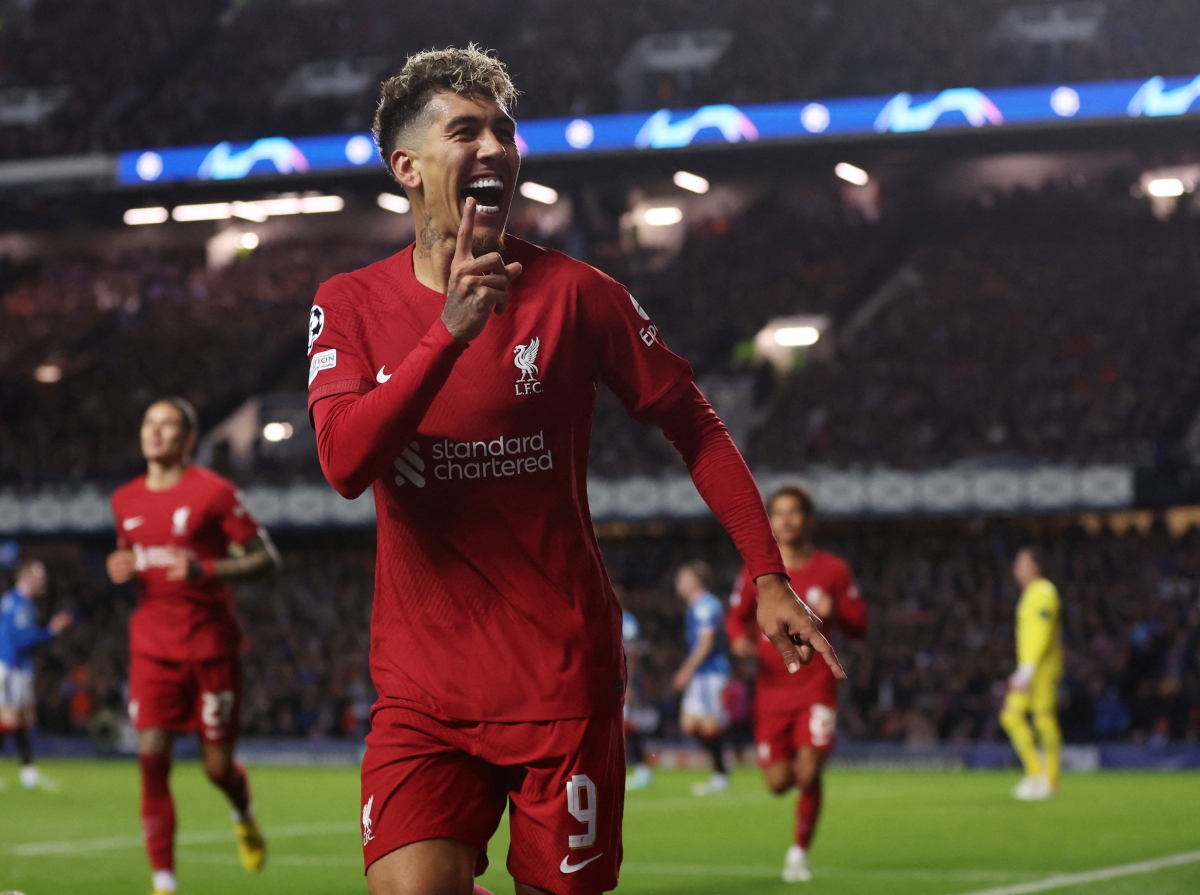 Dai thang rangers nho hat-trick cua salah, liverpool tien gan vong 1 8 hinh anh 5