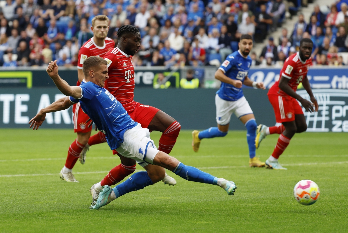 sao tre toa sang, bayern munich ap sat ngoi dau bundesliga hinh anh 7