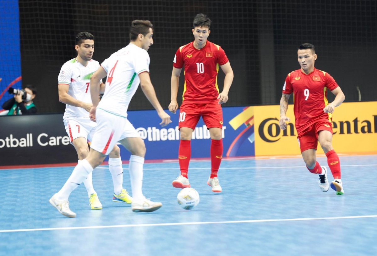 thua dam iran, Dt futsal viet nam dung buoc tai tu ket giai futsal chau A 2022 hinh anh 8