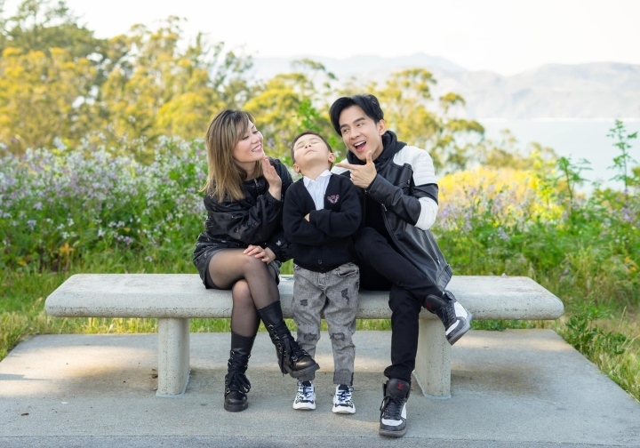 Chuyện showbiz: Đan Trường khoe ảnh hạnh phúc mừng sinh nhật vợ cũ