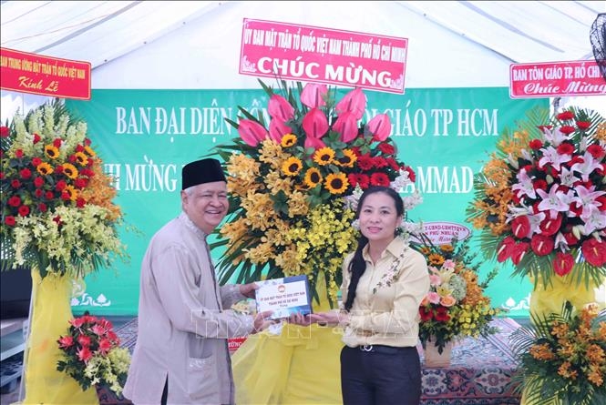 muslims celebrate maulid festival in hcm city picture 1 muslims celebrate maulid festival in hcm city picture 1
