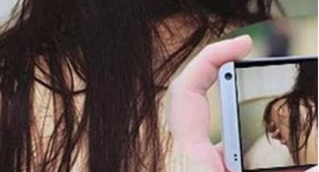Người mẹ quay clip, báo công an "chồng hờ" hiếp dâm con mình