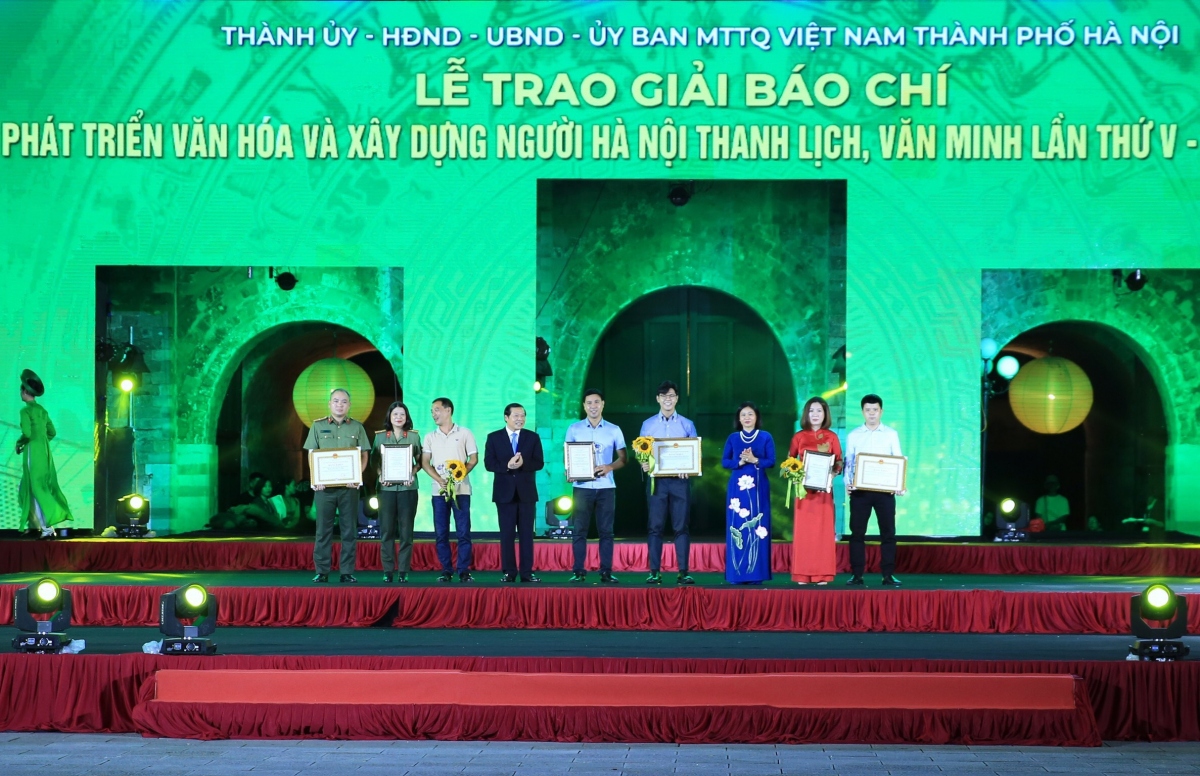 phat huy hon nua tinh than trach nhiem cua nguoi lam bao voi nen van hoa ha noi hinh anh 3