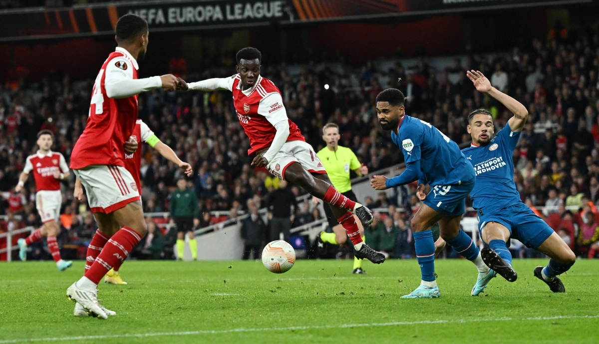 thang toi thieu psv eindhoven, arsenal gianh ve di tiep o europa league hinh anh 4