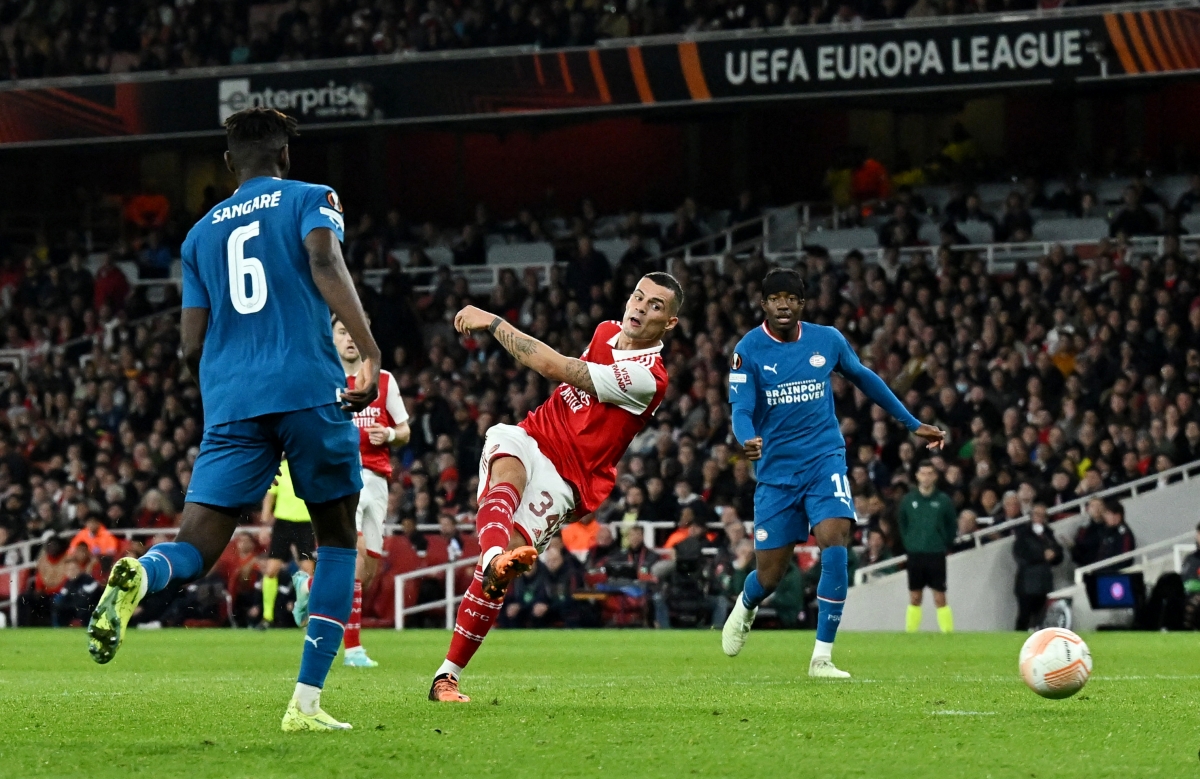 thang toi thieu psv eindhoven, arsenal gianh ve di tiep o europa league hinh anh 6