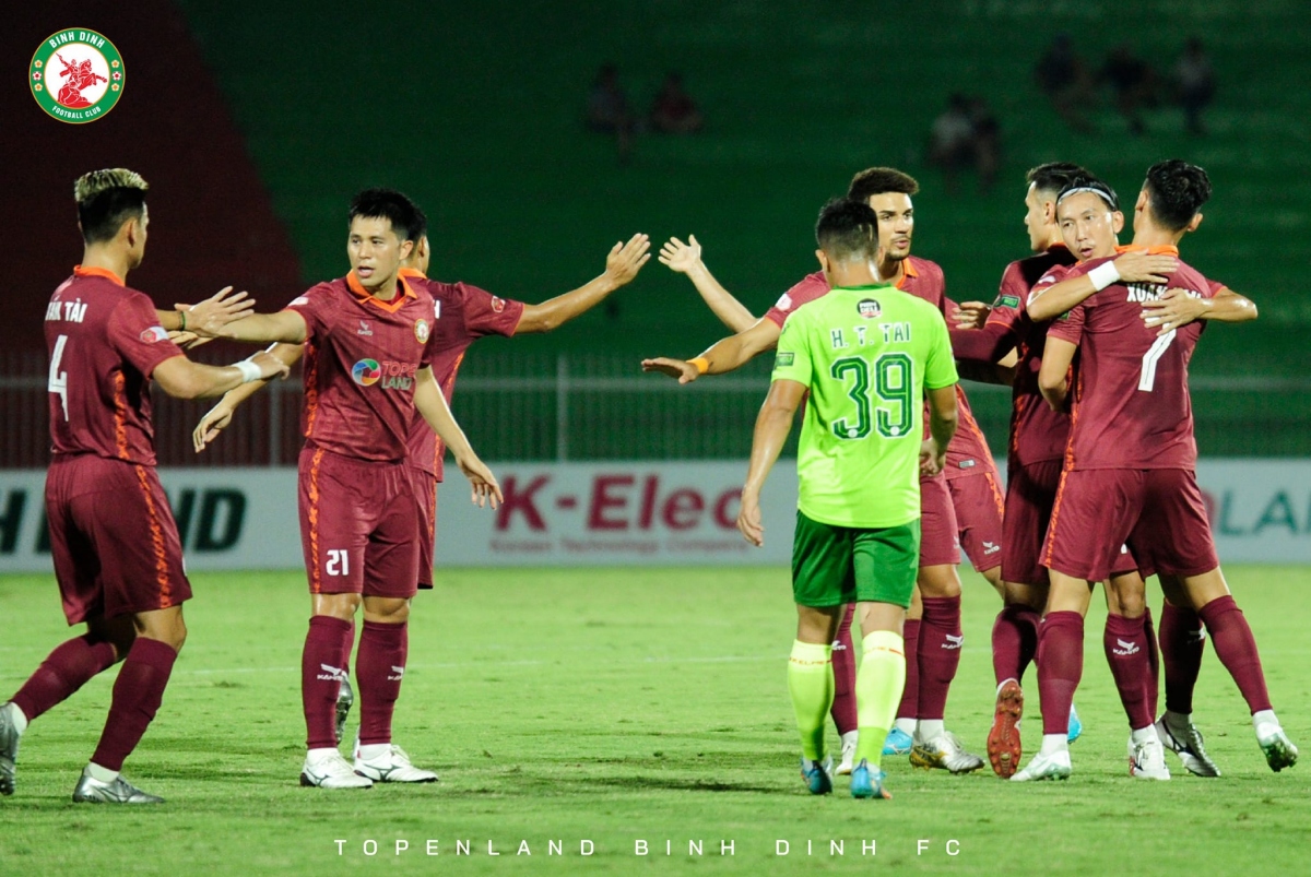 thang dam sai gon fc, binh Dinh thoi lua vao cuoc dua vo dich v-league hinh anh 3