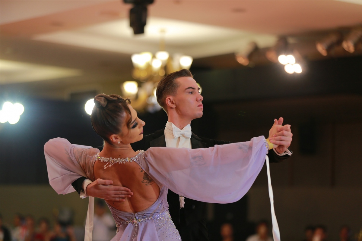 foreign dancers compete in hanoi s international open dancesport championships picture 4