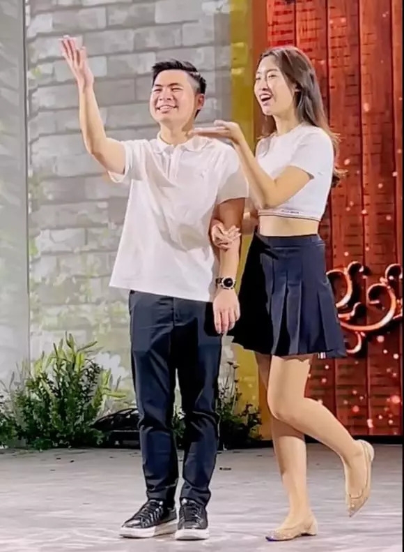 Chuyện showbiz: Đỗ Mỹ Linh để mặt mộc, tập nhảy cùng ông xã