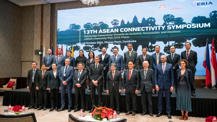 vietnam attends meetings on asean connectivity picture 2