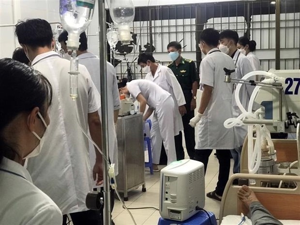 vung tau nine sailors on chinese vessel saved in suspected food poisoning picture 1