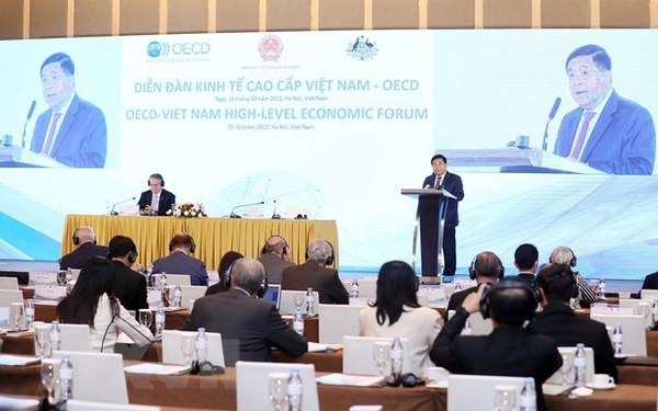 oecd-vietnam high-level economic forum opens picture 1