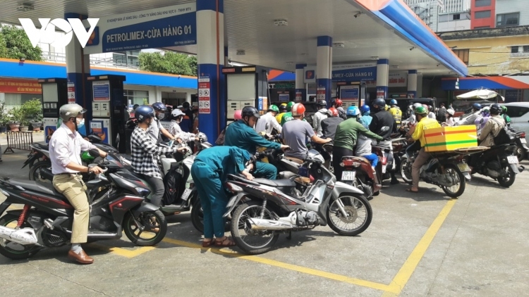 vietnam to cut short petroleum price adjustment cycle picture 1