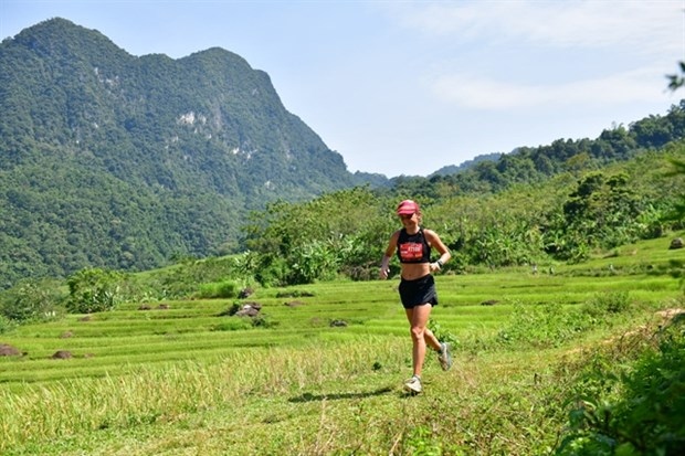 canadian, belgian runners win vietnam jungle marathon picture 1