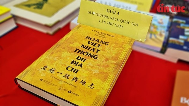 translation of book on geography under nguyen dynasty tops national book awards picture 1