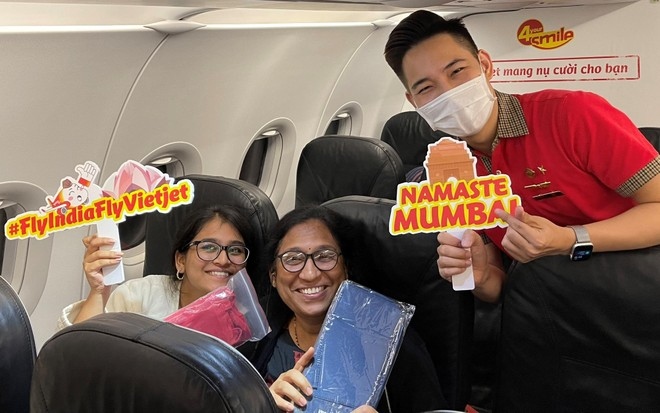 vietjet officially launches direct flights from new delhi and mumbai to da nang picture 1