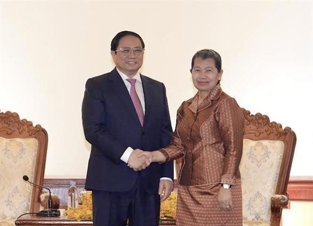 pm pham minh chinh receives cambodian deputy pm men sam an picture 1