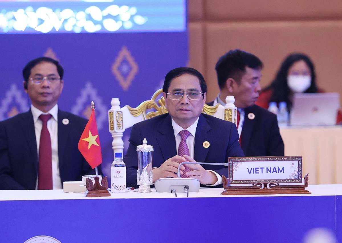 asean needs to seek feasible and sustainable solutions for myanmar pm chinh picture 1