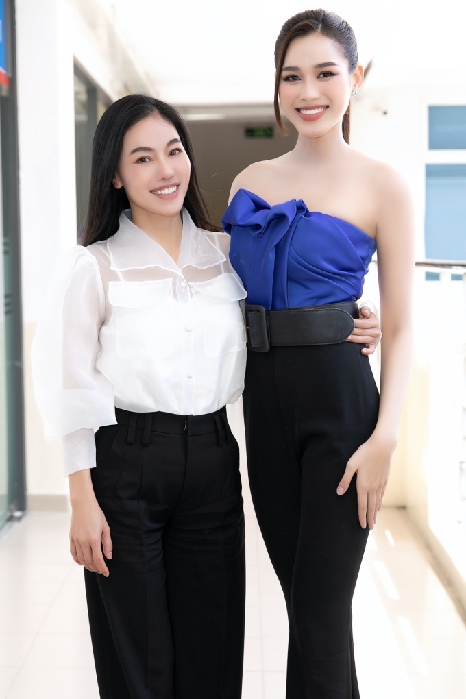 Chuyện showbiz: HH Đỗ Thị Hà lên tiếng trước tin đồn bị công ty quản lý ghẻ lạnh