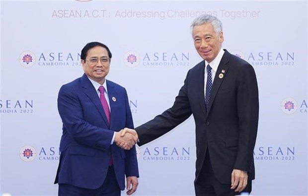 vietnamese, singaporean government leaders meet in cambodia picture 1