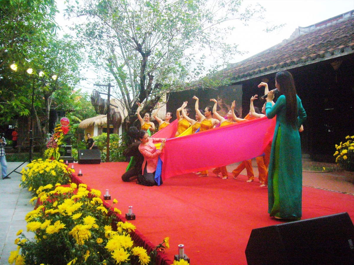  hoi an - colors of silk programme to take place in late november picture 1