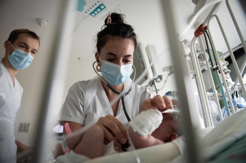 Bệnh viêm tiểu phế quản tại Pháp lan rộng, nhiều khoa nhi quá tải 