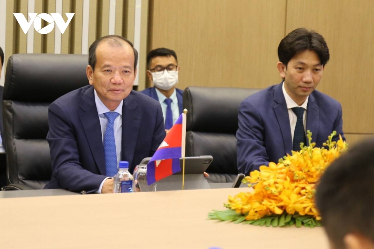 vietnam, cambodia boost digital transformation cooperation picture 2