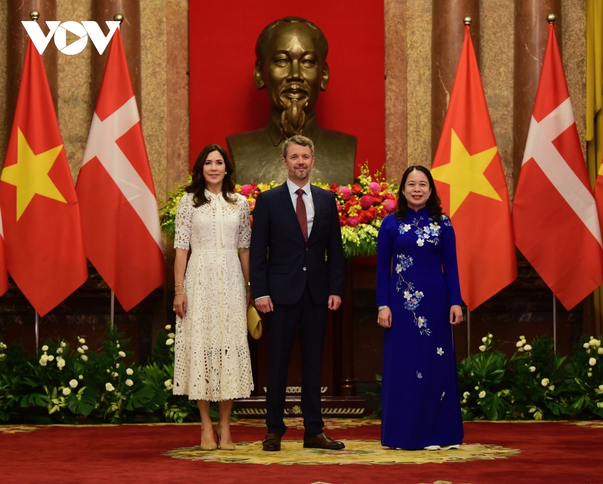 danish crown prince warmly welcomed upon arrival in vietnam picture 7