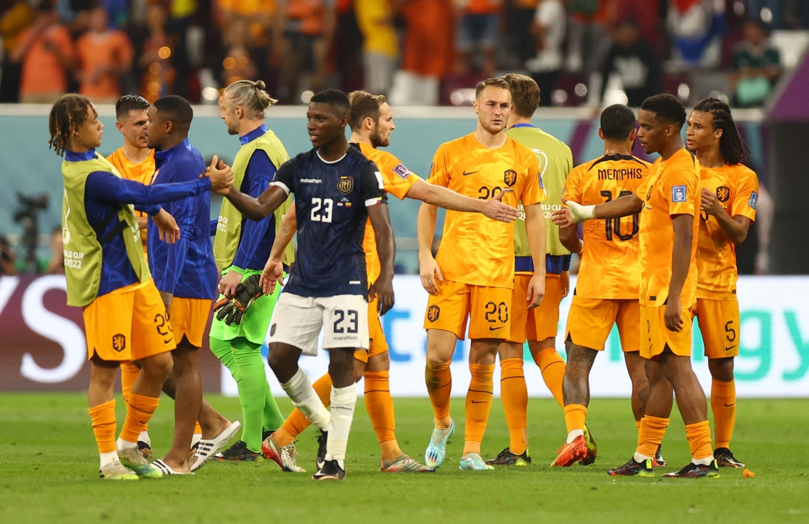 ecuador va ha lan khien chu nha qatar bi loai tu vong bang world cup 2022 hinh anh 11