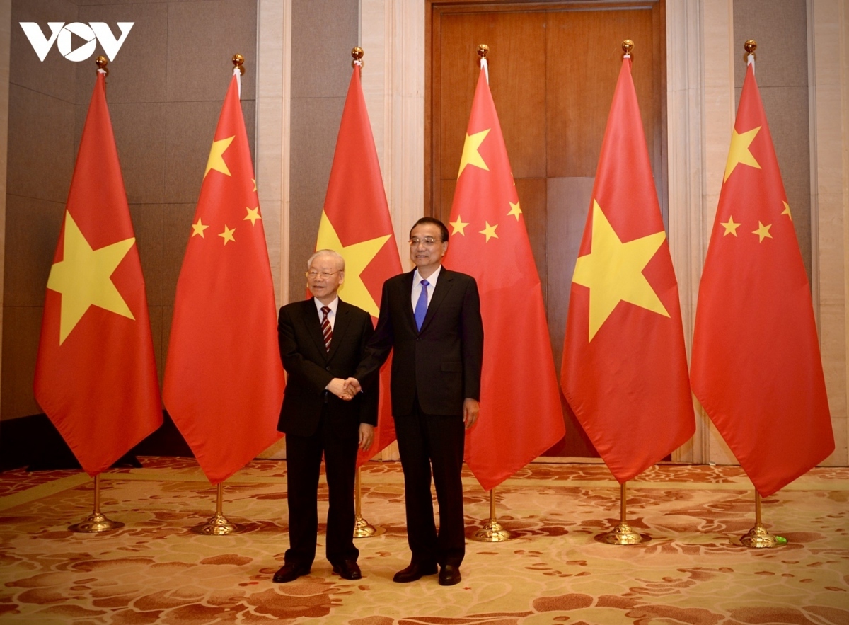 vietnamese party leader meets with chinese premier li keqiang picture 1
