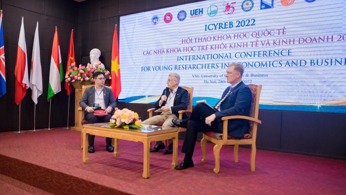 foreign expert highlights vietnam s effective inflation control picture 1