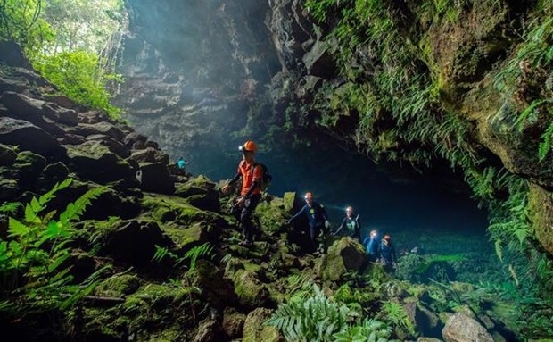 new passages found in krong no volcanic cave system picture 1