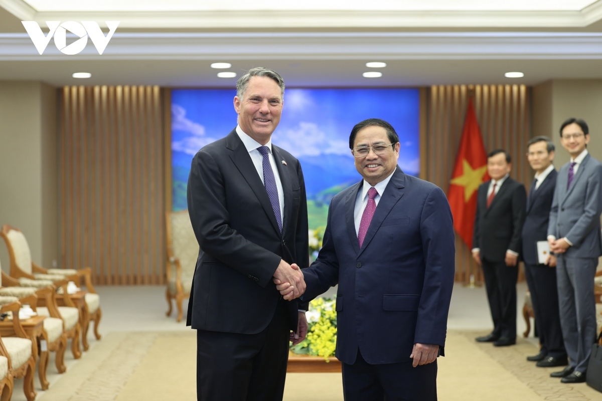 pm highlights defence links as bright spot in bilateral ties with australia picture 1