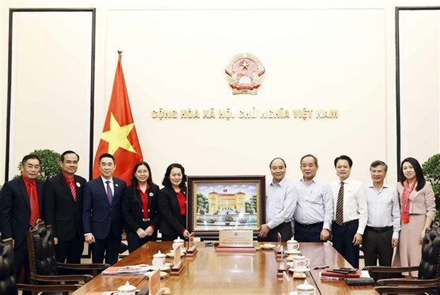 president asks red cross society to help the poor enjoy lunar new year picture 2