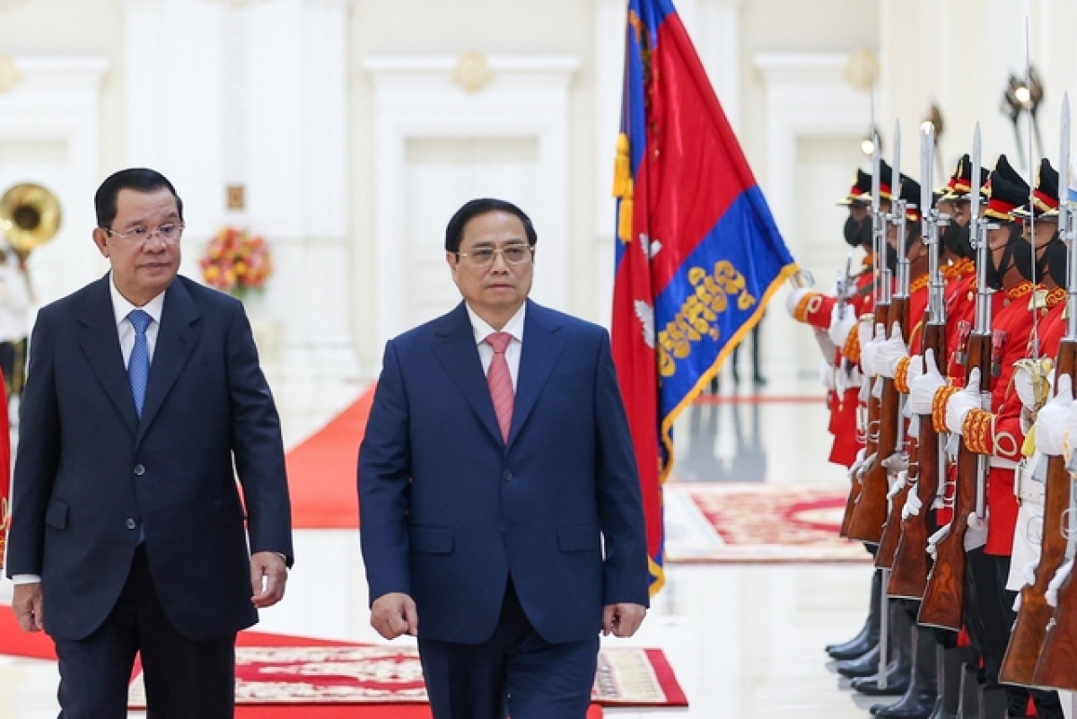 pm pham minh chinh warmly welcomed in cambodia picture 1