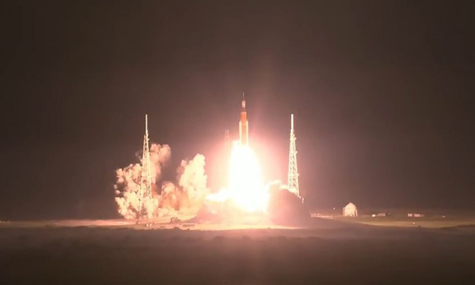 NASA phóng thành công tàu vũ trụ Mặt Trăng Artemis1