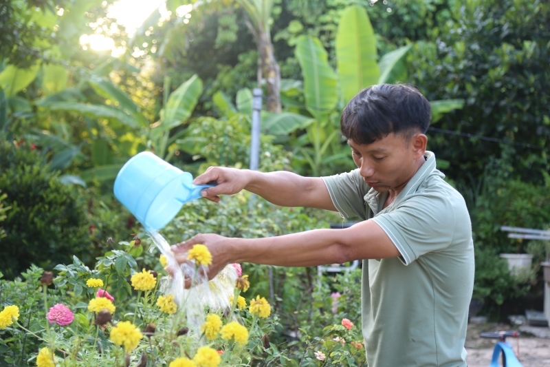 Thầy giáo trẻ với "hoài bão" lớn trên đảo Cô Tô