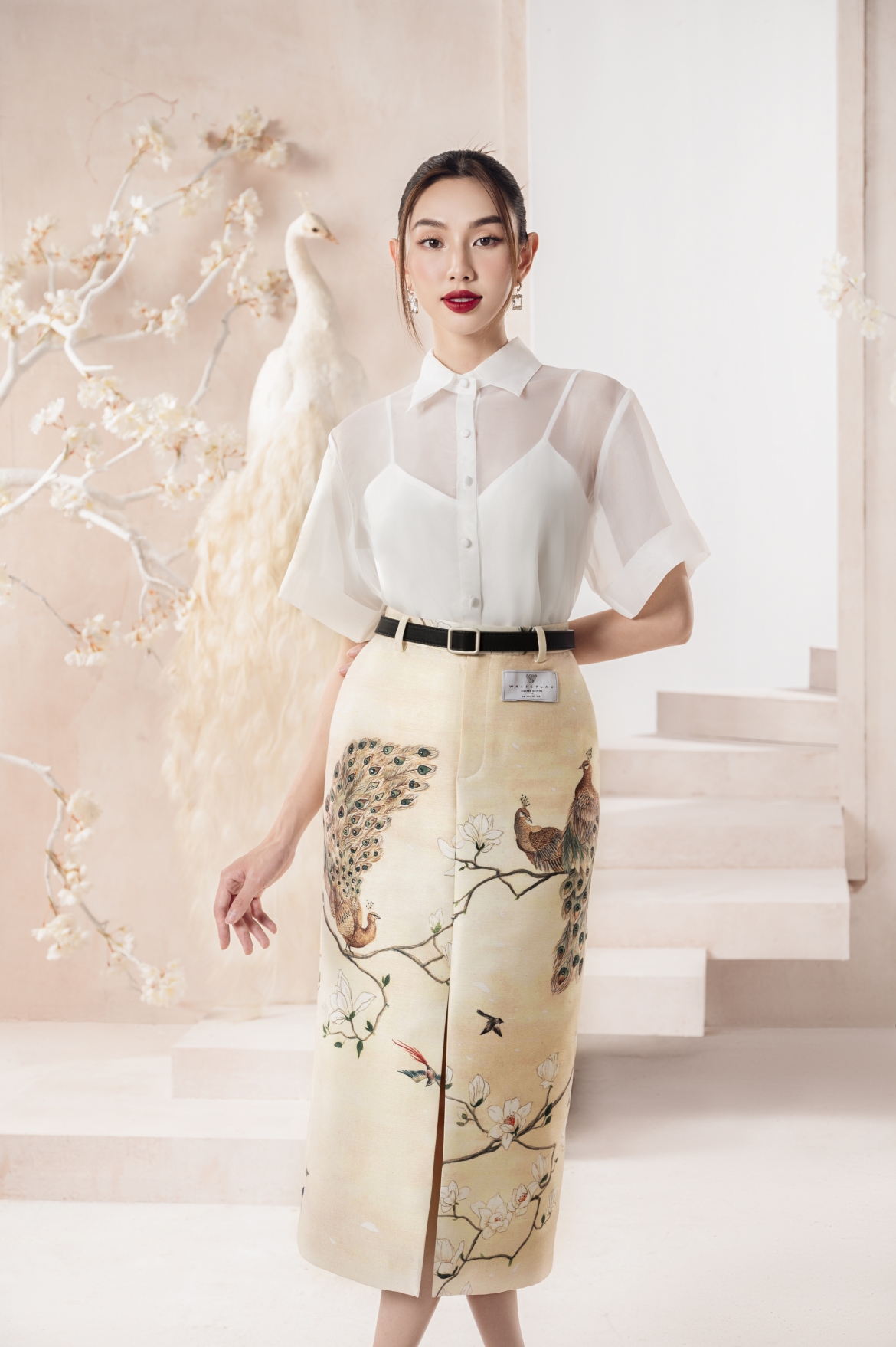 hoa hau thuy tien bat ngo hoa quy co thanh lich, kieu sa hinh anh 9