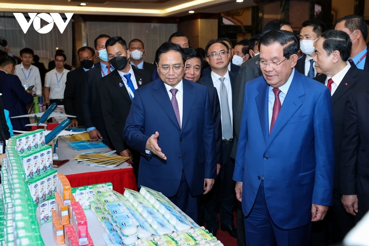 a close look at vietnamese pm s cambodia visit in photos picture 13