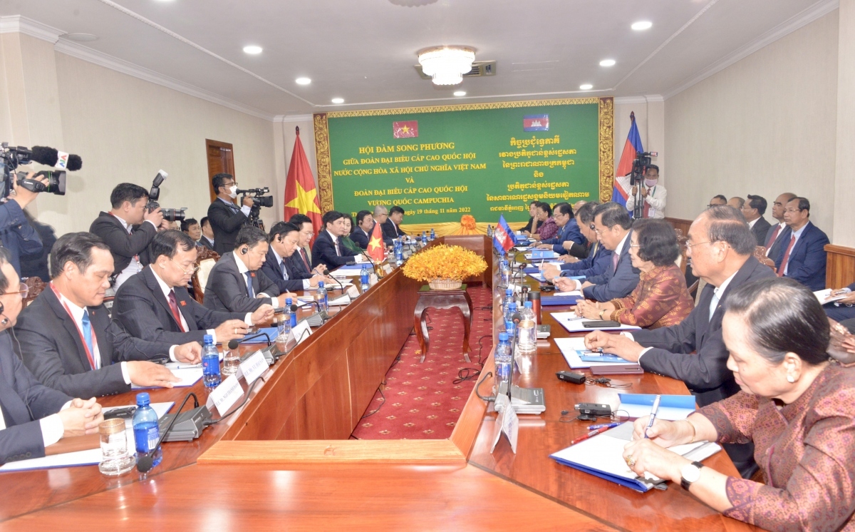 vietnam and cambodia ink mou on cooperation between two legislatures picture 2