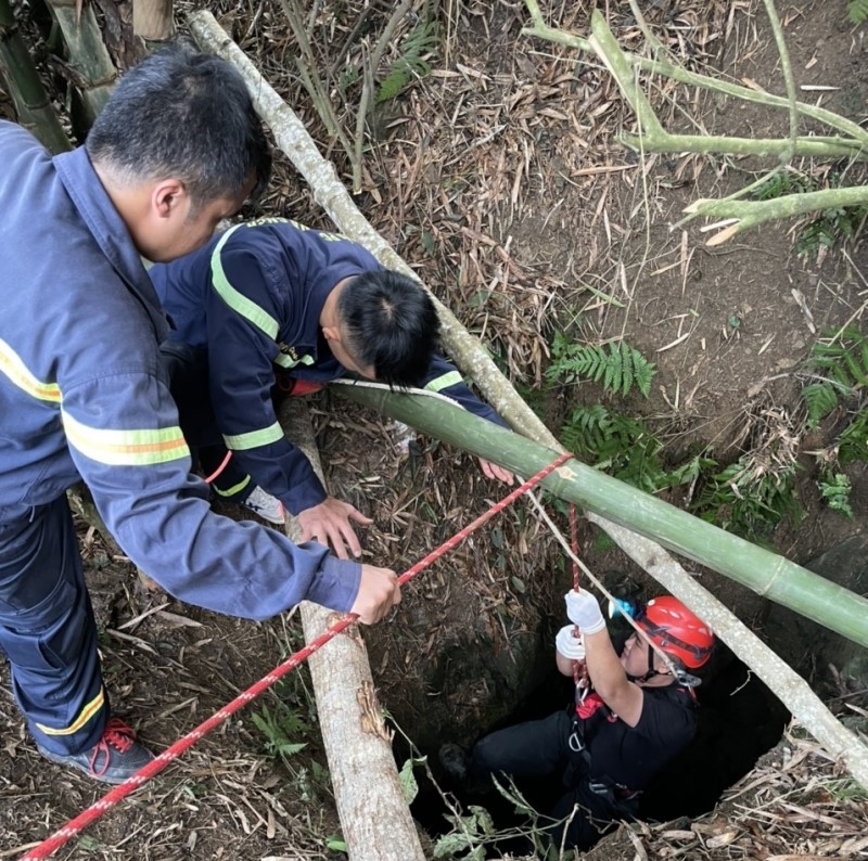 新兵整活，一尾军中绿花唱跑齐连