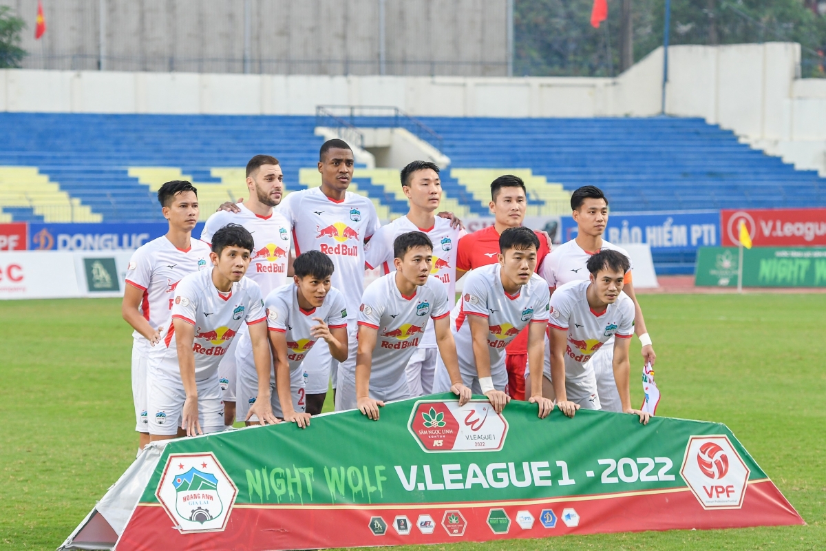 van toan, tuan anh toa sang giup hagl sang cua vao top 5 v-league 2022 hinh anh 2