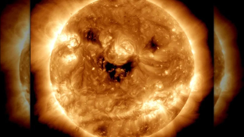 Sự thật đáng sợ về bức ảnh mặt trời mỉm cười của NASA
