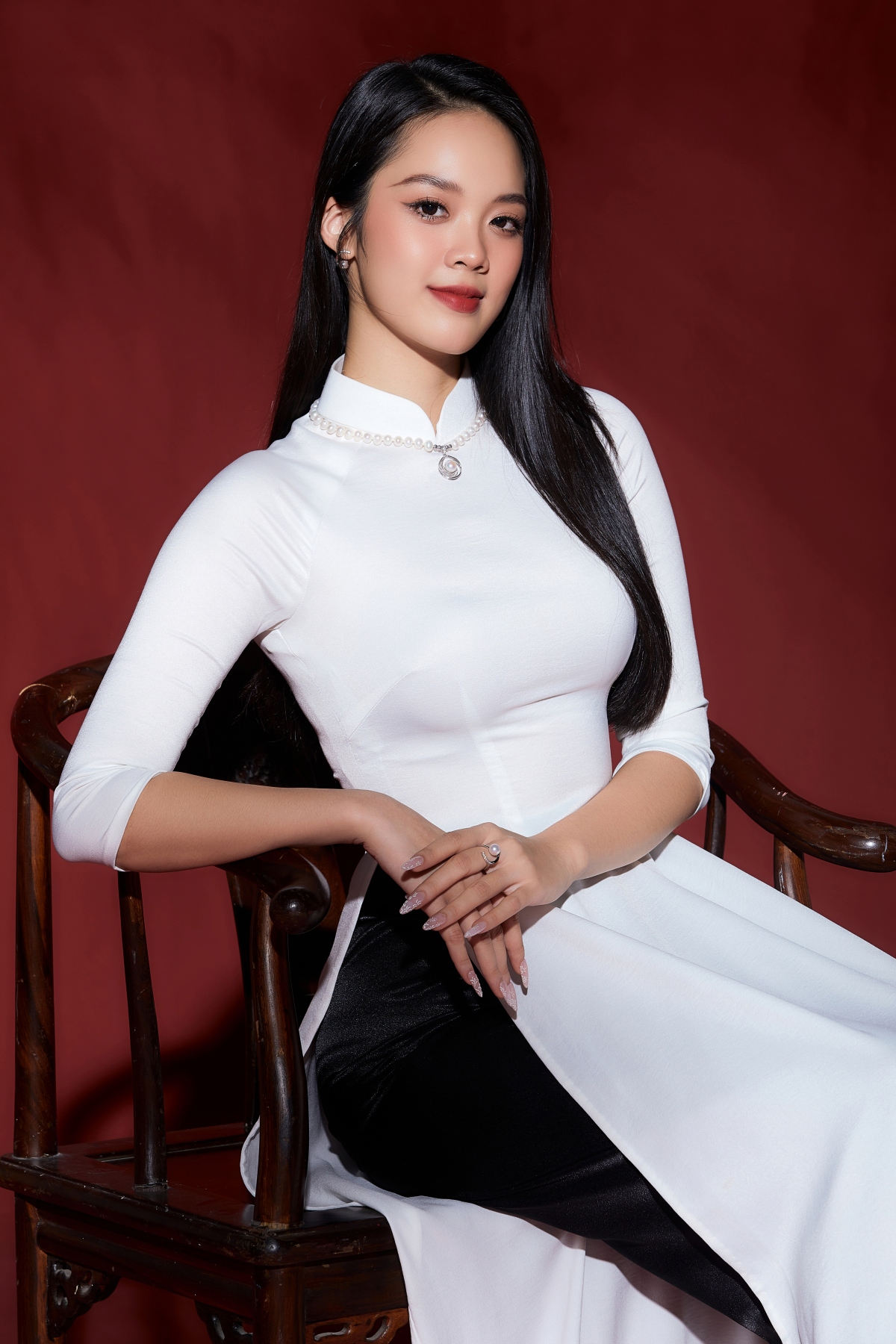 ngam thi sinh hoa hau viet nam 2022 duyen dang trong bo anh ao dai hinh anh 9